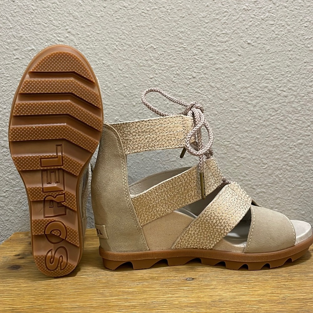 Sorel Joanie Lace Wedge Sandal, size 8